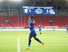 风云突变武汉三镇加时末段扳平良机，国王杯版图或变，赛场秩序良好，赛程密集仍需轮换